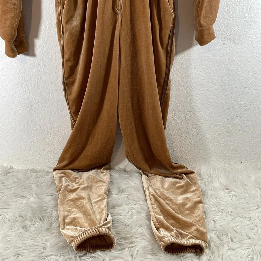 FOREVER 21 Striped Velvet Jumpsuit with Pockets Size Small - Picture 4 of 13